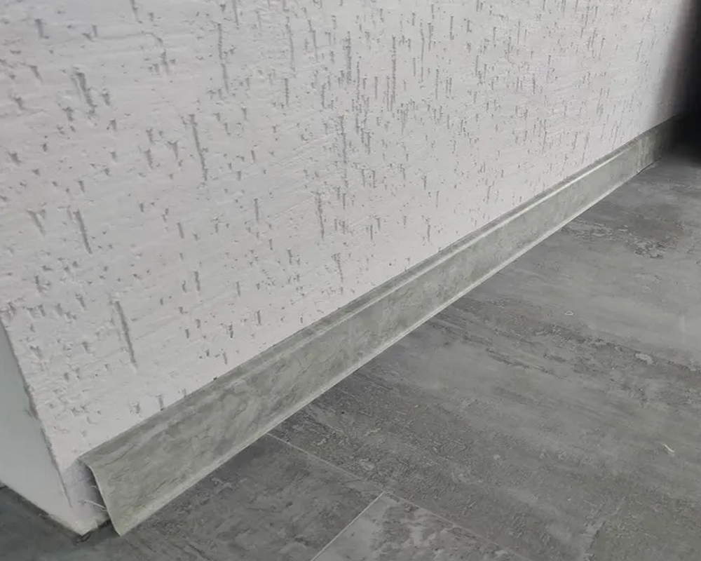 Плинтус ПВХ со съемной панелью Arbiton INDO 133 Оксфорд